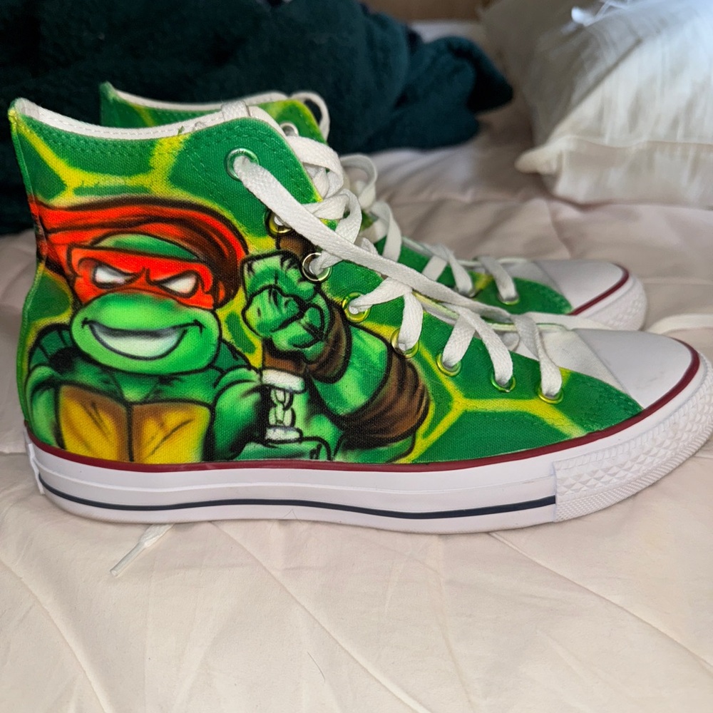 Teenage Mutant Ninja Turtles High-Top Sneakers